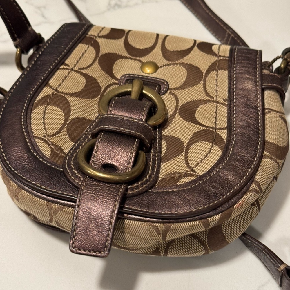 Coach Signature Brown and Tan Vintage Y2K Crossbody Bag - Picture 3 of 11